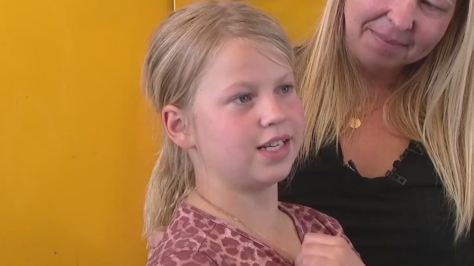 Arizona girl recalls saving her toddler brother from drowning by CPR
